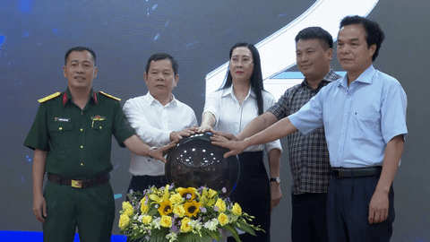 Video: Khai trương phần mềm “Sổ tay đảng viên điện tử” Đảng bộ tỉnh Quảng Ngãi