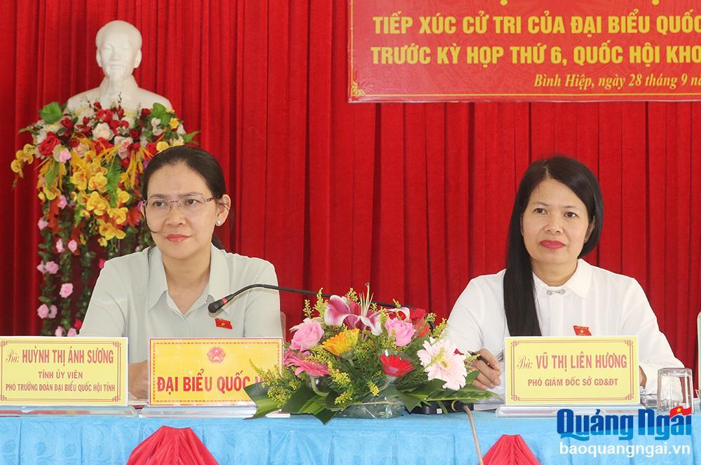 Đoàn ĐBQH tỉnh tiếp xúc cử tri xã Bình Hiệp.