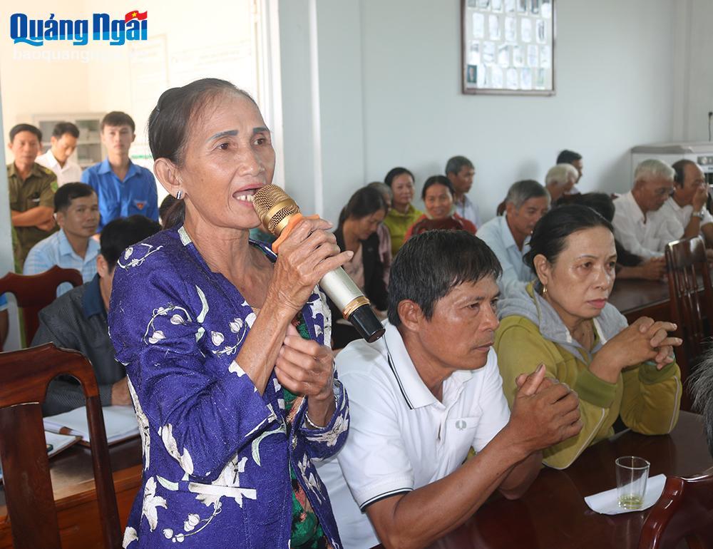 Cử tri xã Bình Minh kiến nghị với Đoàn ĐBQH tỉnh.